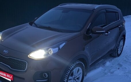 KIA Sportage IV рестайлинг, 2017 год, 1 800 000 рублей, 10 фотография