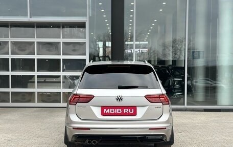 Volkswagen Tiguan II, 2019 год, 2 048 000 рублей, 3 фотография