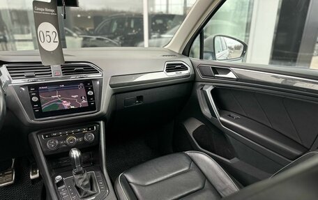 Volkswagen Tiguan II, 2019 год, 2 048 000 рублей, 19 фотография