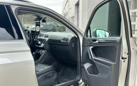 Volkswagen Tiguan II, 2019 год, 2 048 000 рублей, 22 фотография