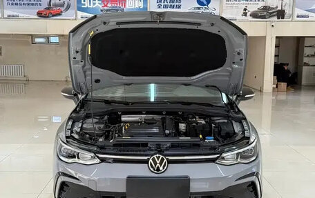 Volkswagen Golf VIII, 2021 год, 1 680 111 рублей, 8 фотография