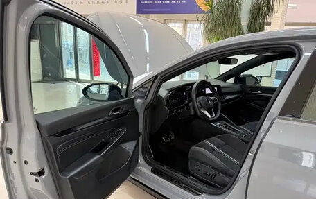 Volkswagen Golf VIII, 2021 год, 1 680 111 рублей, 24 фотография