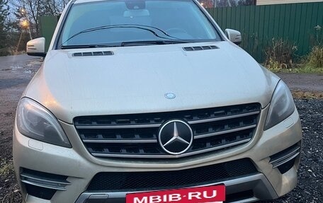 Mercedes-Benz M-Класс, 2012 год, 2 000 000 рублей, 4 фотография