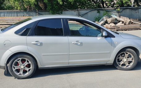 Ford Focus II рестайлинг, 2006 год, 330 000 рублей, 2 фотография