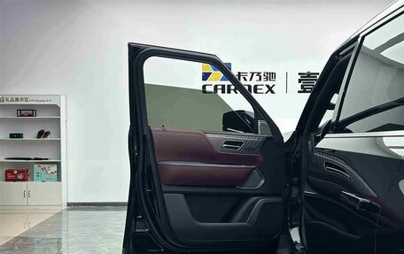 Infiniti QX80, 2025 год, 19 990 000 рублей, 5 фотография