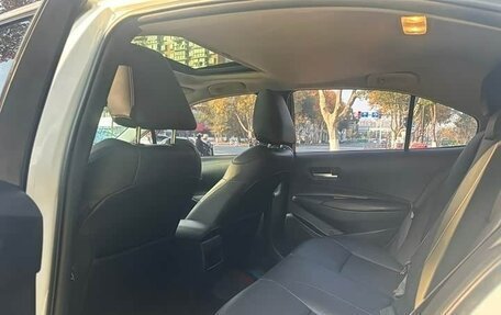 Toyota Corolla, 2022 год, 1 550 000 рублей, 10 фотография