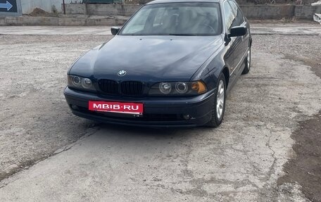 BMW 5 серия, 2001 год, 700 000 рублей, 2 фотография