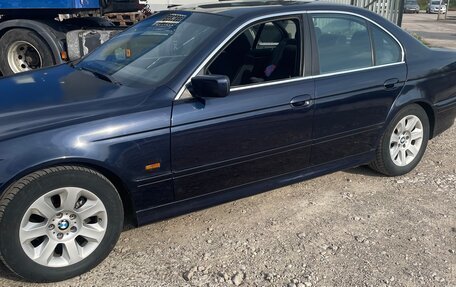 BMW 5 серия, 2001 год, 700 000 рублей, 13 фотография