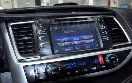 Toyota Highlander III, 2014 год, 3 199 000 рублей, 9 фотография