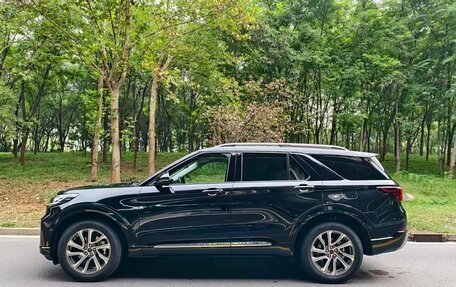 Ford Explorer VI, 2025 год, 7 550 000 рублей, 3 фотография