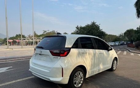 Honda Fit, 2021 год, 1 451 001 рублей, 3 фотография