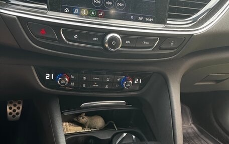 Opel Insignia II рестайлинг, 2019 год, 2 100 000 рублей, 11 фотография