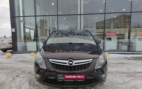Opel Zafira C рестайлинг, 2013 год, 870 000 рублей, 2 фотография