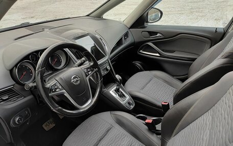 Opel Zafira C рестайлинг, 2013 год, 870 000 рублей, 20 фотография