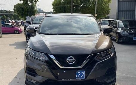 Nissan Qashqai, 2022 год, 1 690 000 рублей, 2 фотография