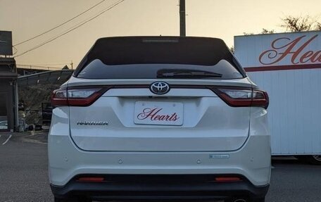Toyota Harrier, 2017 год, 2 220 000 рублей, 6 фотография