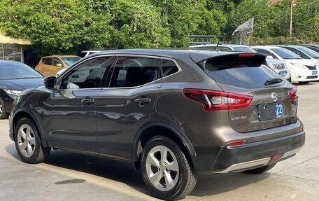 Nissan Qashqai, 2022 год, 1 690 000 рублей, 4 фотография