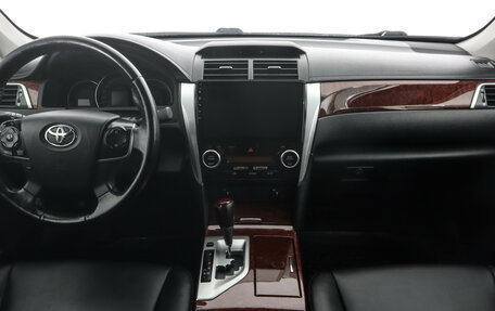 Toyota Camry, 2014 год, 1 559 000 рублей, 14 фотография