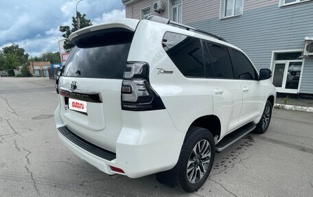 Toyota Land Cruiser Prado 150 рестайлинг 2, 2022 год, 8 499 999 рублей, 3 фотография