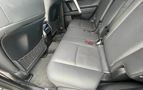 Toyota Land Cruiser Prado 150 рестайлинг 2, 2022 год, 8 499 999 рублей, 15 фотография