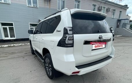 Toyota Land Cruiser Prado 150 рестайлинг 2, 2022 год, 8 499 999 рублей, 2 фотография