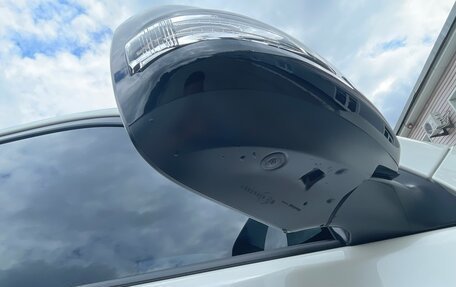 Toyota Land Cruiser Prado 150 рестайлинг 2, 2022 год, 8 499 999 рублей, 20 фотография