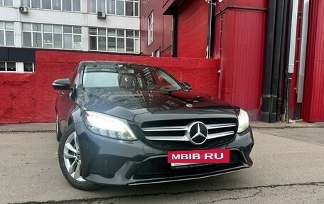 Mercedes-Benz C-Класс, 2019 год, 2 870 000 рублей, 4 фотография