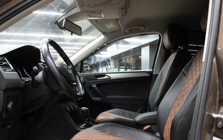 Volkswagen Tiguan II, 2020 год, 2 289 000 рублей, 11 фотография