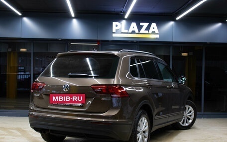 Volkswagen Tiguan II, 2020 год, 2 289 000 рублей, 4 фотография