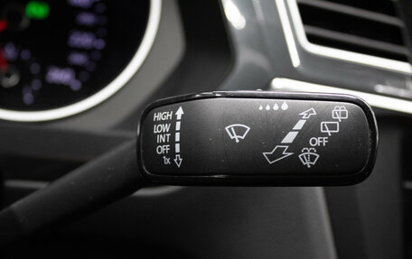 Volkswagen Tiguan II, 2020 год, 2 289 000 рублей, 18 фотография