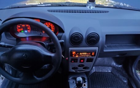 Renault Logan I, 2006 год, 140 000 рублей, 7 фотография