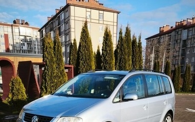 Volkswagen Touran III, 2006 год, 770 000 рублей, 1 фотография