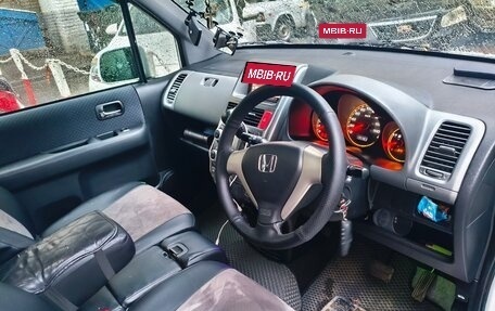 Honda Mobilio I, 2007 год, 700 000 рублей, 4 фотография