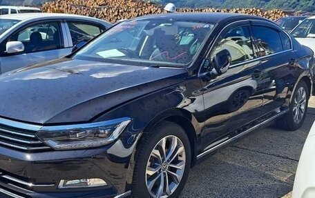 Volkswagen Passat B8 рестайлинг, 2015 год, 1 899 999 рублей, 19 фотография