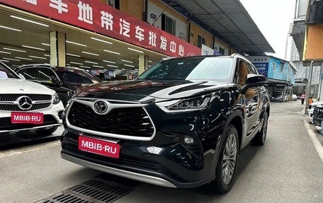 Toyota Highlander, 2024 год, 5 450 000 рублей, 1 фотография