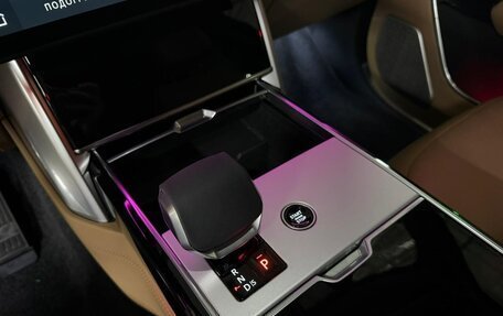 Land Rover Range Rover IV рестайлинг, 2025 год, 26 880 000 рублей, 22 фотография