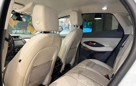 Jaguar E-Pace, 2018 год, 2 300 000 рублей, 11 фотография