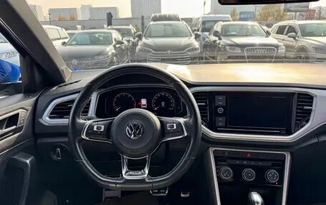 Volkswagen T-Roc I, 2022 год, 1 680 111 рублей, 16 фотография