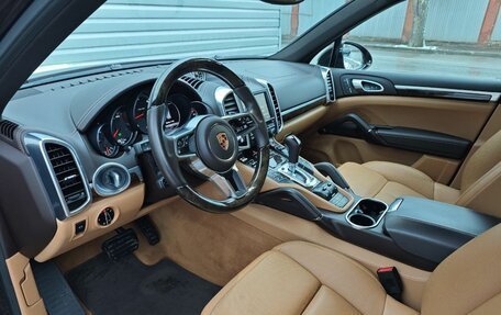 Porsche Cayenne III, 2016 год, 5 297 000 рублей, 12 фотография