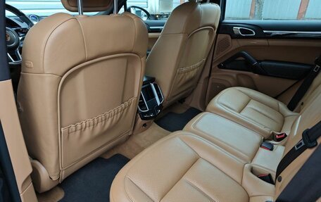 Porsche Cayenne III, 2016 год, 5 297 000 рублей, 17 фотография