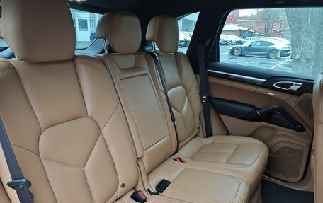 Porsche Cayenne III, 2016 год, 5 297 000 рублей, 18 фотография