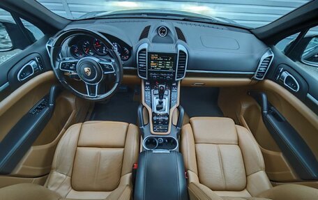 Porsche Cayenne III, 2016 год, 5 297 000 рублей, 10 фотография