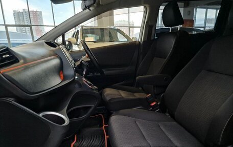 Toyota Sienta II, 2019 год, 1 450 000 рублей, 19 фотография