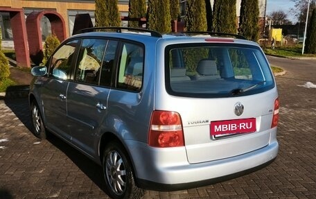 Volkswagen Touran III, 2006 год, 770 000 рублей, 5 фотография
