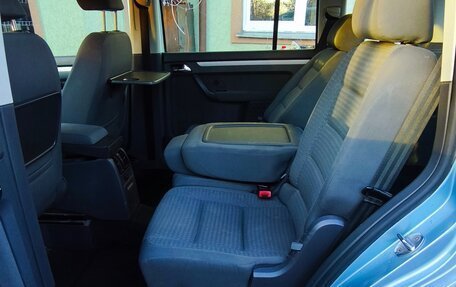 Volkswagen Touran III, 2006 год, 770 000 рублей, 18 фотография