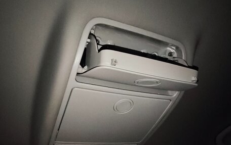 Volkswagen Touran III, 2006 год, 770 000 рублей, 38 фотография