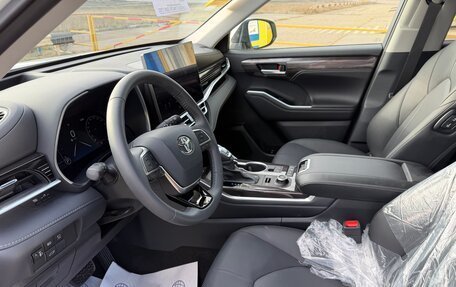 Toyota Highlander, 2025 год, 5 750 000 рублей, 12 фотография