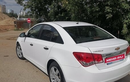 Chevrolet Cruze II, 2012 год, 685 000 рублей, 4 фотография