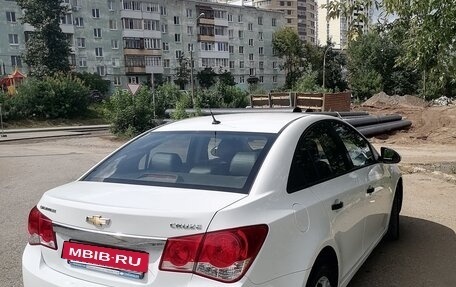 Chevrolet Cruze II, 2012 год, 685 000 рублей, 5 фотография