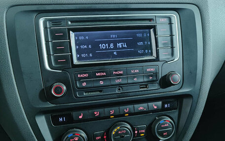 Volkswagen Jetta VI, 2015 год, 1 099 000 рублей, 15 фотография